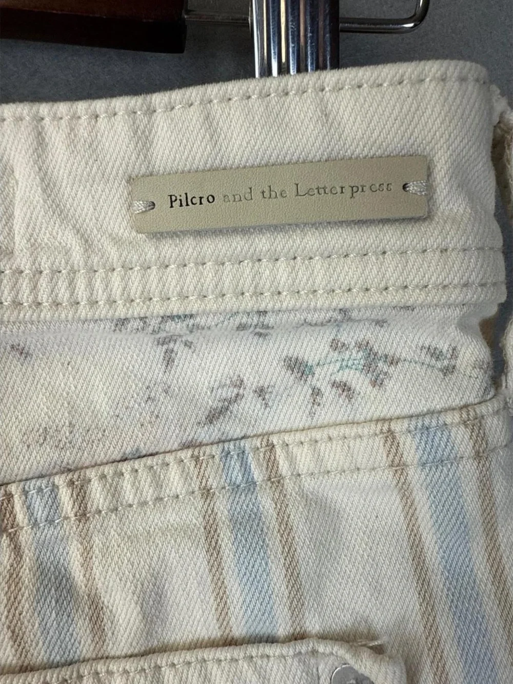Anthropologie Pilcro High-Rise Striped Slim Boyfriend Denim Shorts Size 25 - Picture 4 of 9
